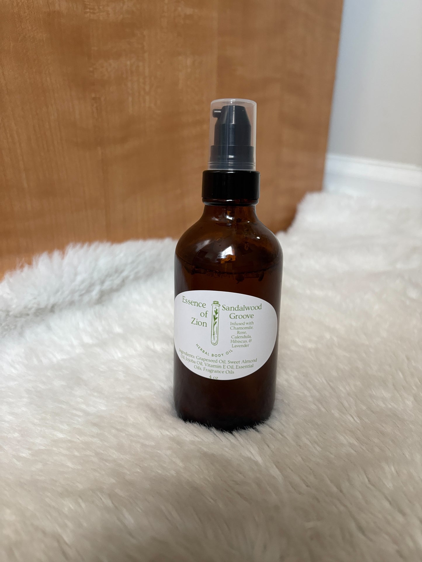 "Sandalwood Groove" Body Oil